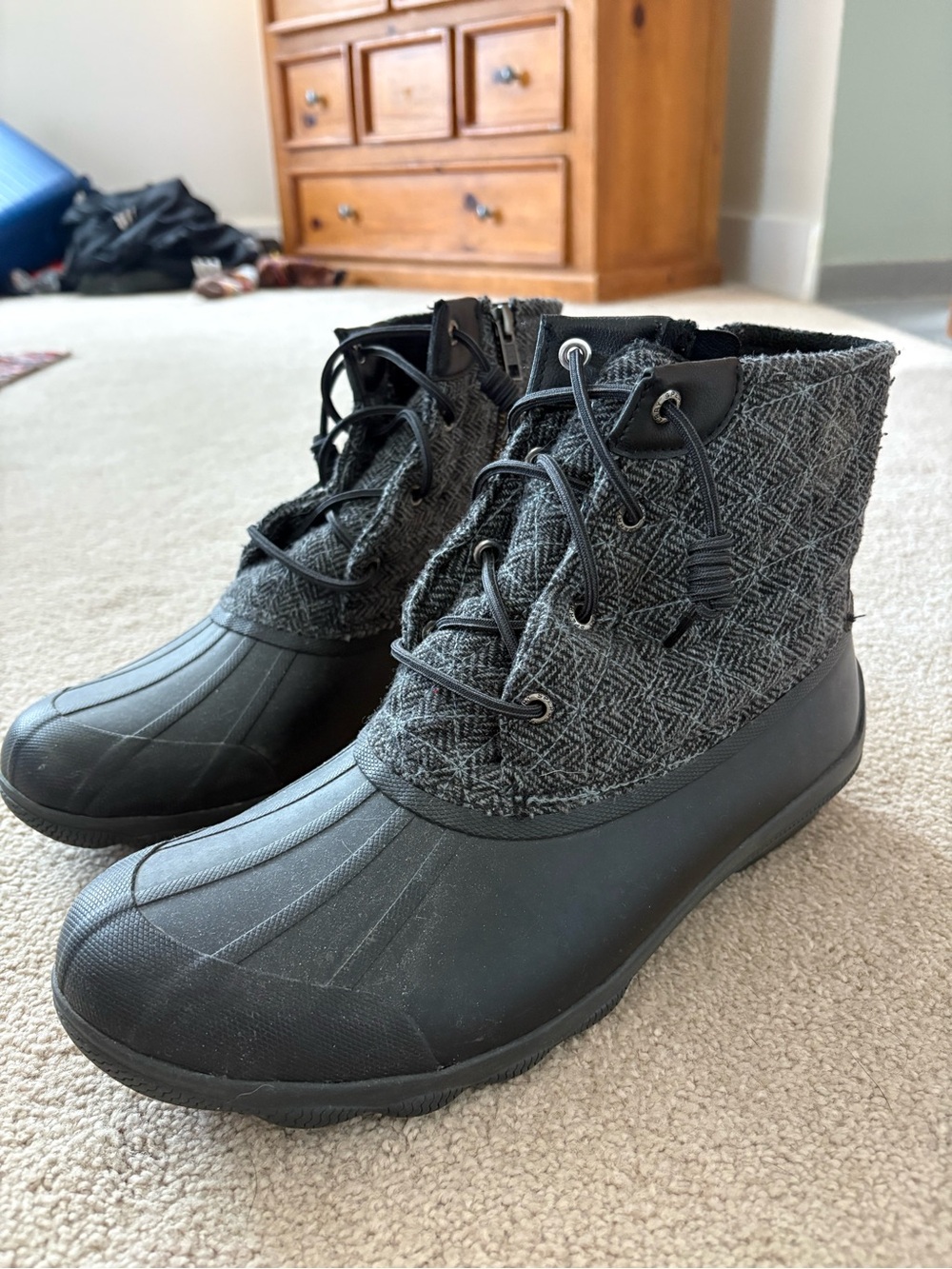 Sperry Gray and Black Lace-Up Winter Rain Boots